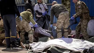 Ukraine-Krieg Tag 44: Horror am Bahnhof in Kramatorsk - Euronews am Abend 08.04.22