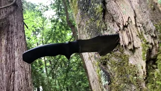 Tracker Knife Throwing Attempt. The Hunted