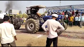#farmtrac6055 v/s #sawraj855 #tochan भाई दोनो ट्रैक्टर झोटे है #video #shorts 🚜🚜🚜🦬