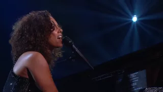 Alicia Keys - If I Ain't Got You (Piano & I: AOL Sessions +1)