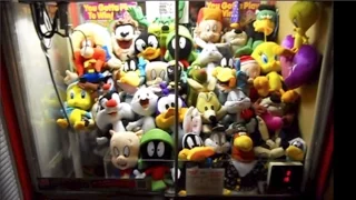 Cleaning Out My Looney Tune Claw Machine!