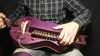 Колісна ліра.Ukrainian wheel lyre.  Ukrainian hurdy-gurdy purple.