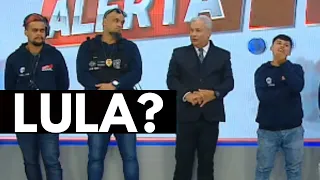 LULA VESTINDO AZUL?