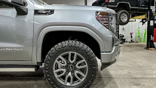 2023 Denali ultimate with Fox coilovers and 35s