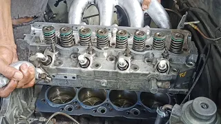 Assemble cylinder head and timing