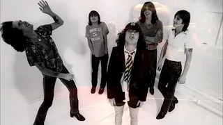 Walk All Over You (Español/Inglés) - AC/DC