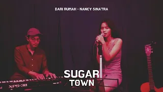 Nancy Sinatra / Zooey Deschanel - Sugar Town (Cover)