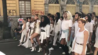 Rouge canta ao vivo em gravação de clipe de "Dona da Minha Vida"