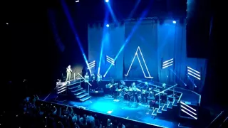 Anastacia - Left Outside Alone (Live @ Tivoli Vredenburg Utrecht)