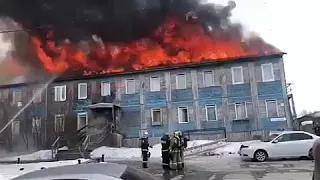 Пожар в Салехарде на Чкалова: сгорел дом