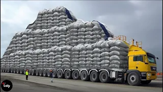 42 Incredible Moments of Truck Driving Caught on Camera !