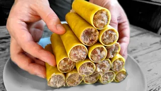 They are so delicious they will disappear in a minute! Cannelloni with minced meat in a frying pan