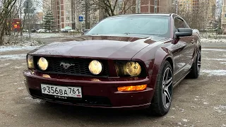 FORD MUSTANG 4.0L 2005г притягивает внимание как магнит!