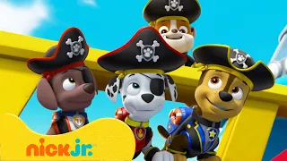 PAW Patrol | ¡La Patrulla Canina se viste de piratas, caballeros y más! #Shorts