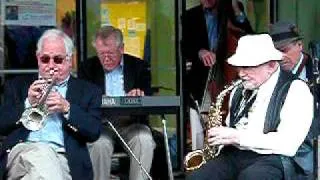 Dixieland jazz players in SF