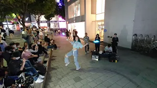 TUESDAY. BLACK MIST. FIRST BUSKING. ALINA'S AMAZING ACROBATIC PERFORMANCE ON HONGDAE STREET.