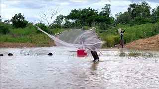 Fisherman Cast Net Fishing Real Life Amazing Fishing At Countryside.(Episode 21)