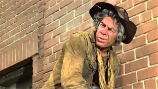 red eyes [in Cat Ballou (1965) with Lee Marvin]