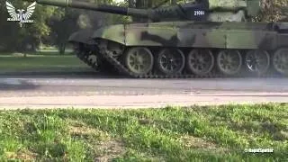 Serbian tank M84 Russian T 72 Main Battle Tank   Start and Go hand