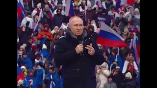 В Лужниках перед выступлением Путина спели на украинском языке