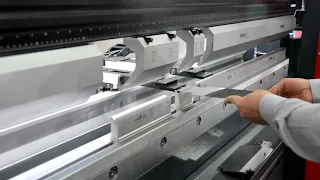 DDM electric press brake bending demonstration (DENER)