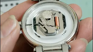 Tips & Tricks On How To Change MK Michael Kors Watch Battery!