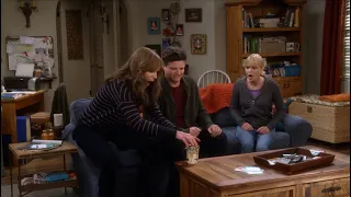 Mom - Finding Out Roscoe Smokes and Drinks (4x04)