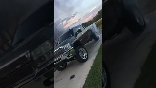 2011 Duramax LML Roasting 37s