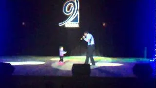 Murat Thagalegov - танцует с малышкой!!!!!