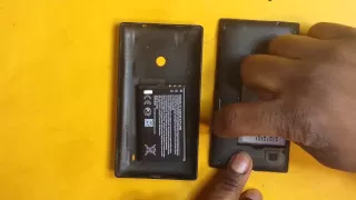 Nokia Lumia 520 Repair - Back Cover and Battery Removal