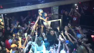 MC Tati Zaqui - Água na Boca na Open Bar Club - 17/07/15 - Dê um like quando assistir o vídeo.