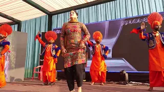 Classically dance by miss simmar /// I P S Bhangra Group Moga// 9814123923    8437610001