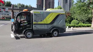 Deep washing road sweeper BY C30