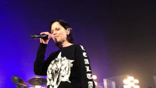 Dolores O'Riordan (The Cranberries) Last Concert London 2017 Dreams Part 1