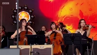 Showdown Jeff Lynne's ELO Live with Rosie Langley and Amy Langley, Glastonbury 2016