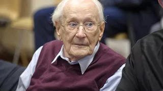 'Bookkeeper of Auschwitz' dies at 96