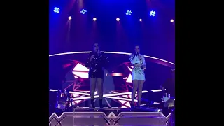 ELAS CANTANDO NO VILLA COUNTRY 😍#shorts #maiaraemaraisa #shortsvideo