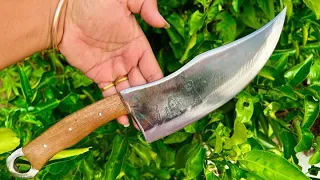 The Smart Blacksmith Makes A Bending Cleaver From Leaf Spring