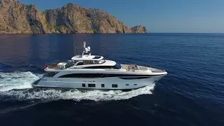 Princess 35M: M Class superyacht