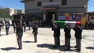 Napoli, i funerali del poliziotto Pasquale Apicella