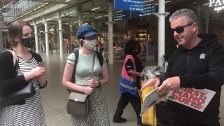 Music Girls Get Pranked At A Public Piano