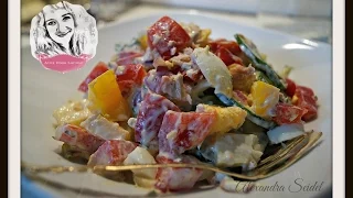 Salat Woche Teil 2. Bunter Salat mit Thunfisch, Ei und Joghurtdressing.