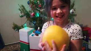 Открываем новогодние подарки от деда мороза! / opening gifts from Santa Claus