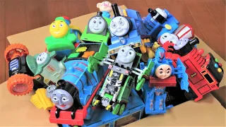 Thomas & Friends I put the unique toys in the box RiChannel