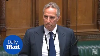 Ian Paisley on verge of tears as he apologises to Parliament