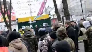 Майдан. Избиение киевлян 'Правым сектором' на Крещатике 20.03.2014