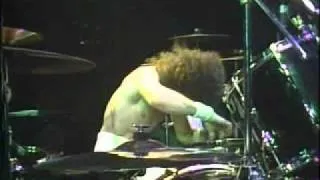 Tommy Aldridge solo de bateria (Bark at The Moon World Tour 1984)