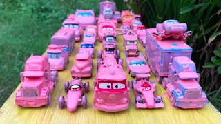 Clean up muddy minicars & disney car convoys🏎🚗🚚! Play in the garden