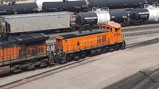 SW1500 Yard Goat Sorts and Spots Locomotives at BNSF's Northtown Engine Facility