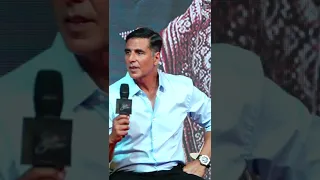 Akshay Kumar BEST Reply to R Madhavan On Completing Movies In Just 40 Days Controversy #shorts